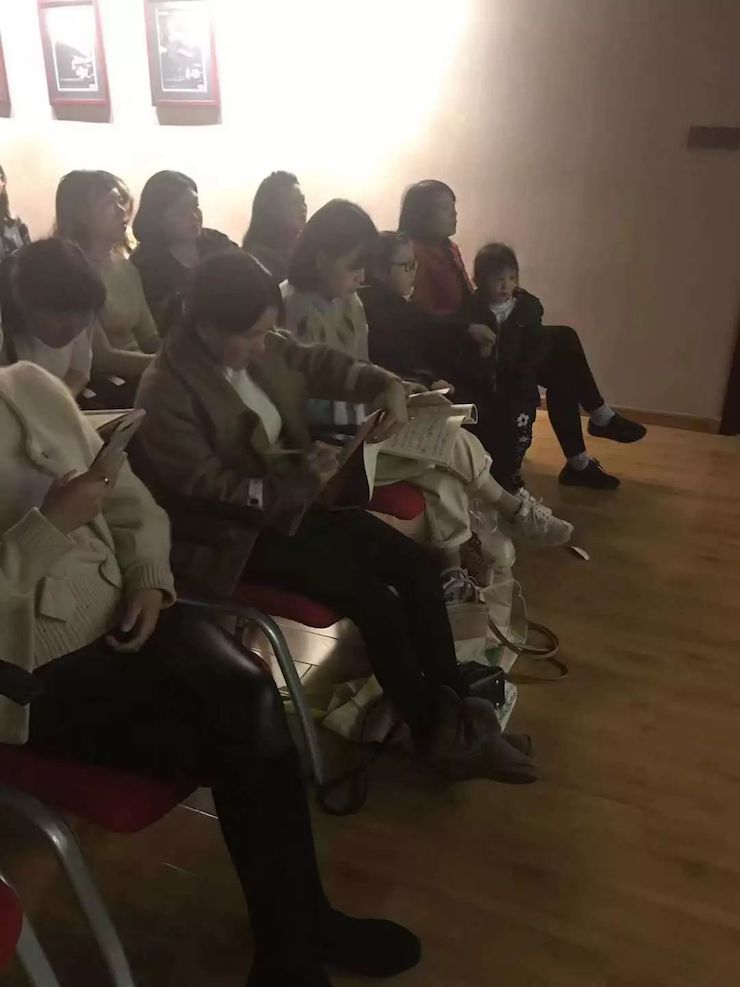 狗万特邀艺术家白志娴
