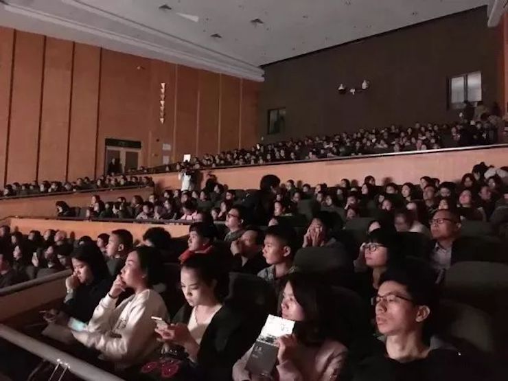【报道】狗万艺术家孙鹏杰《琴书》主题音乐会深圳演出获得巨大成功！
