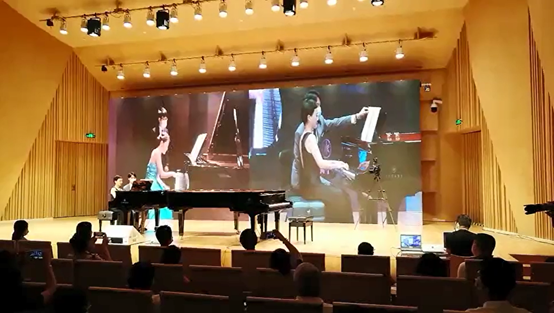 活动报道 | “科技助力，跨越时空”，小鹿纯子携手刘明康共享中日音乐盛宴